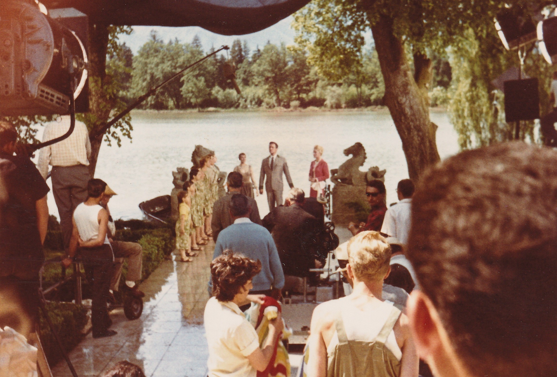 Sound of Music Filmset, die Begrüßung am Weiher